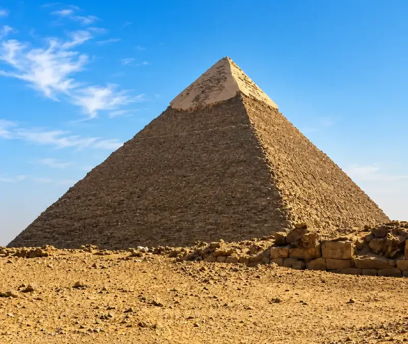 La Pyramide T1